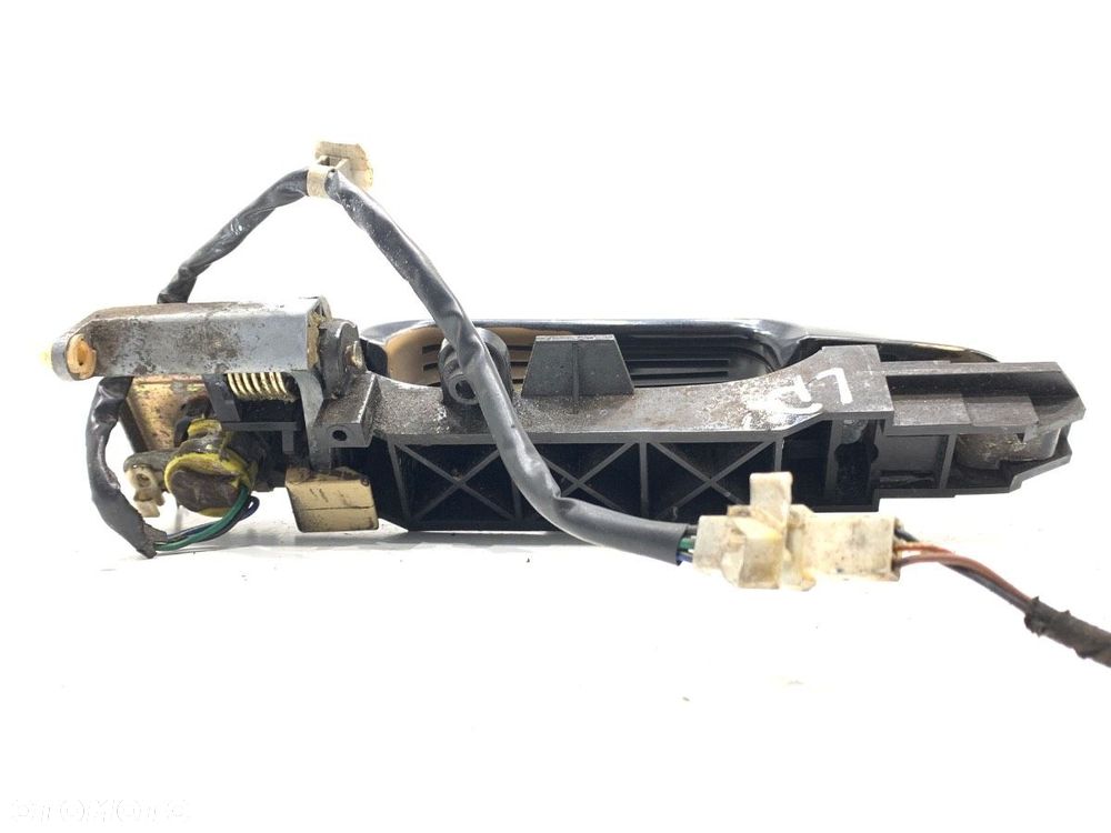 KLAMKA ZEWNĘTRZNA LEWY PRZÓD  SSANGYONG CHAIRMAN (HT_) 1997 - 2022 3.2 165 kW [225 KM] benzyna - 3