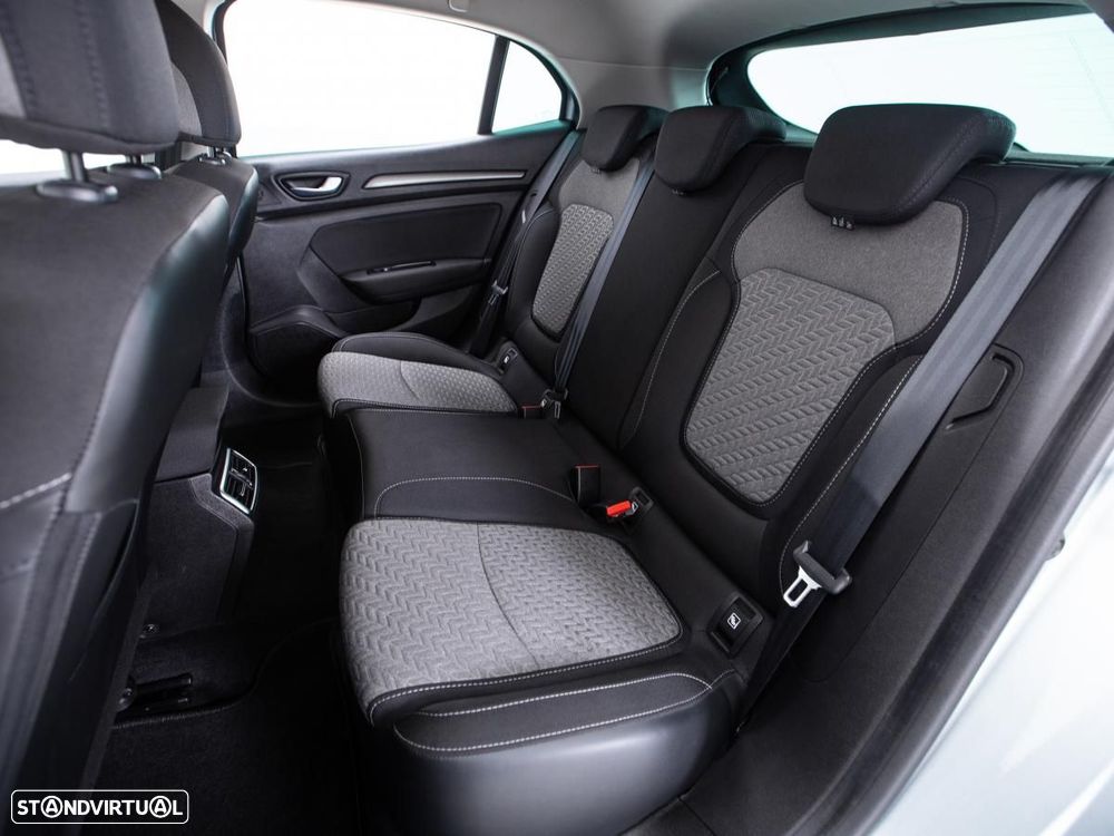 Renault Mégane 1.5 Blue dCi Limited - 10