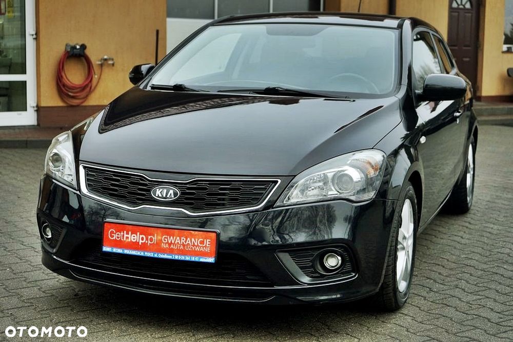 Kia Ceed 1.6 CRDi 90 ISG Vision - 10