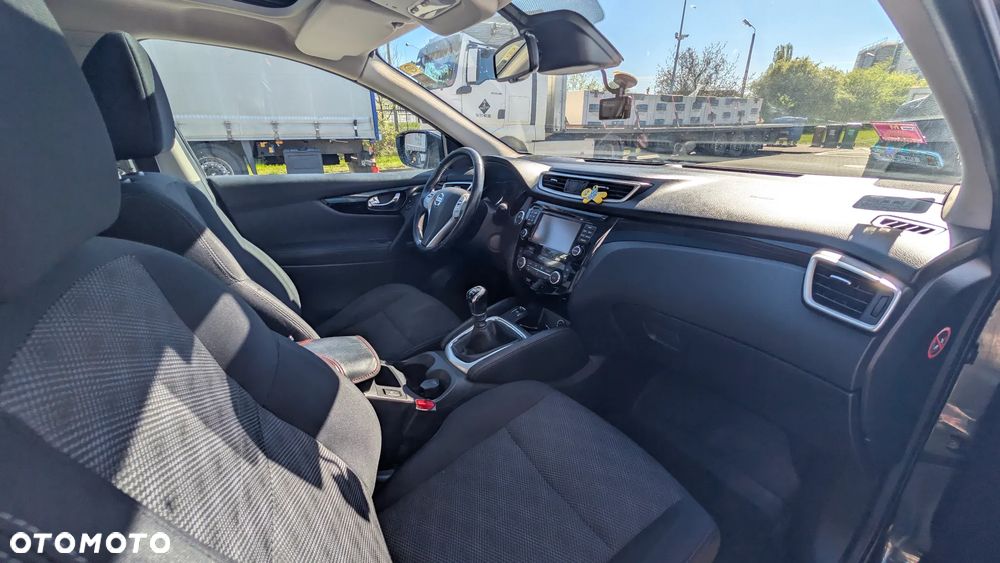 Nissan Qashqai 1.6 DCi N-Connecta EU6 - 12