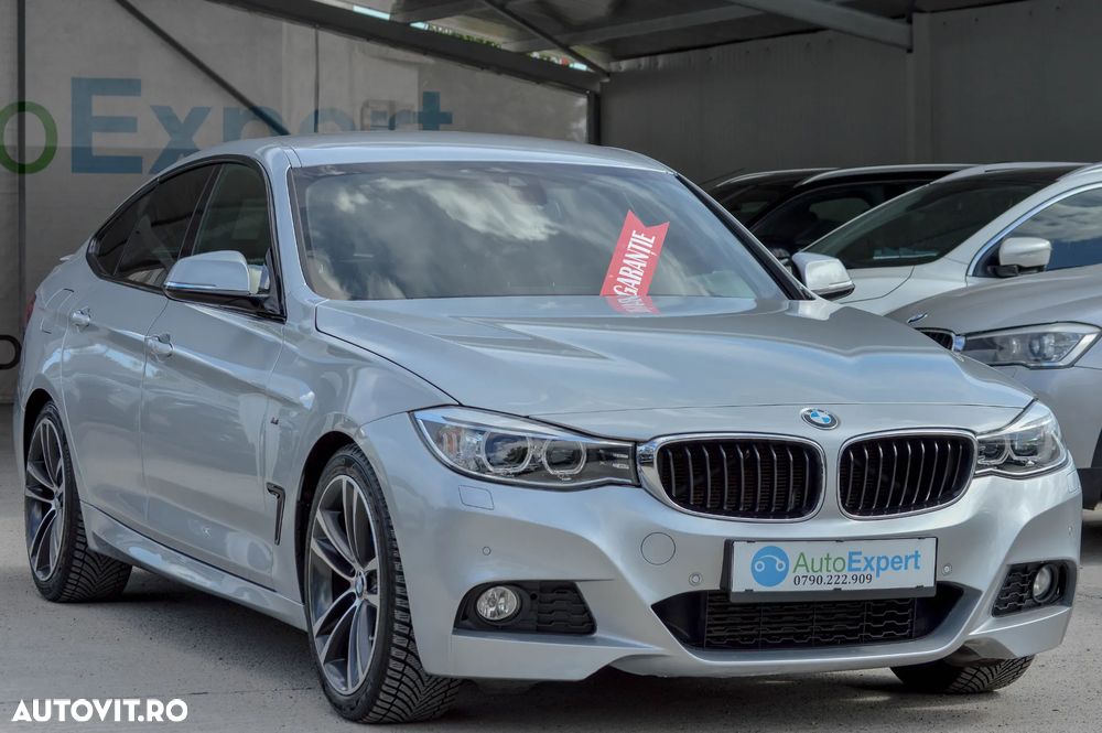 BMW Seria 3 320i Aut. M Sport - 35