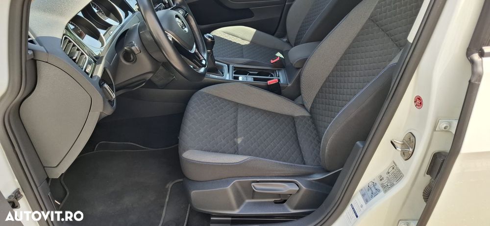 VOLKSWAGEN Golf 2019 — imagine 7