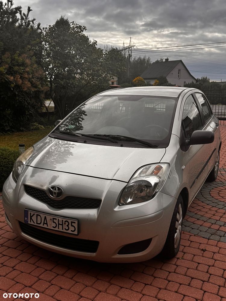 Toyota Yaris 1.0 Luna - 2