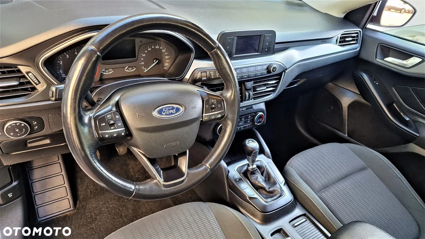 Ford Focus 1.0 EcoBoost Active Business - 22
