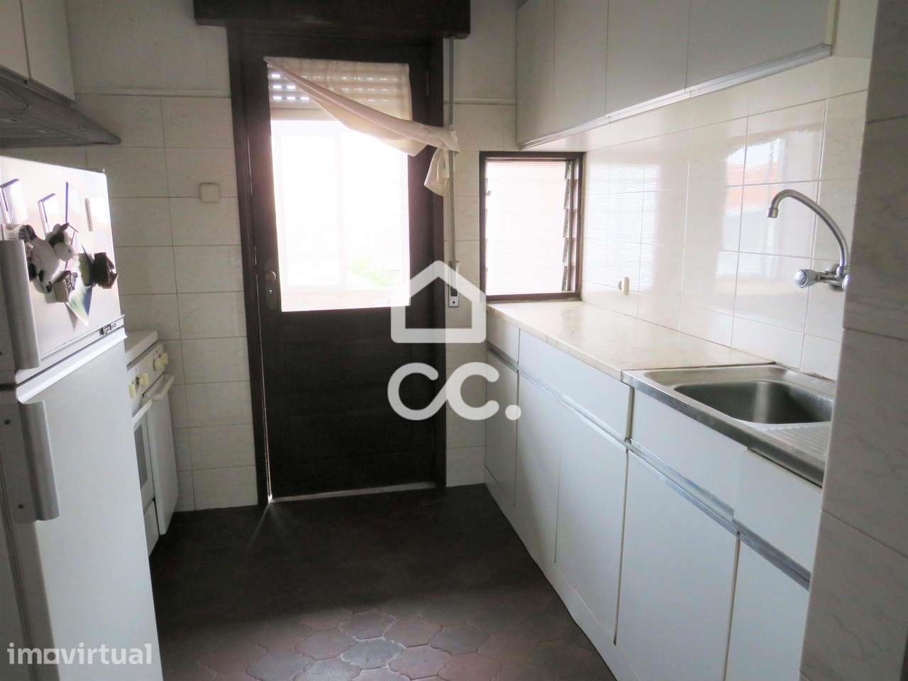 Apartamento T2 junto ao Parque Urbano de Ermesinde - Grande imagem: 2/32
