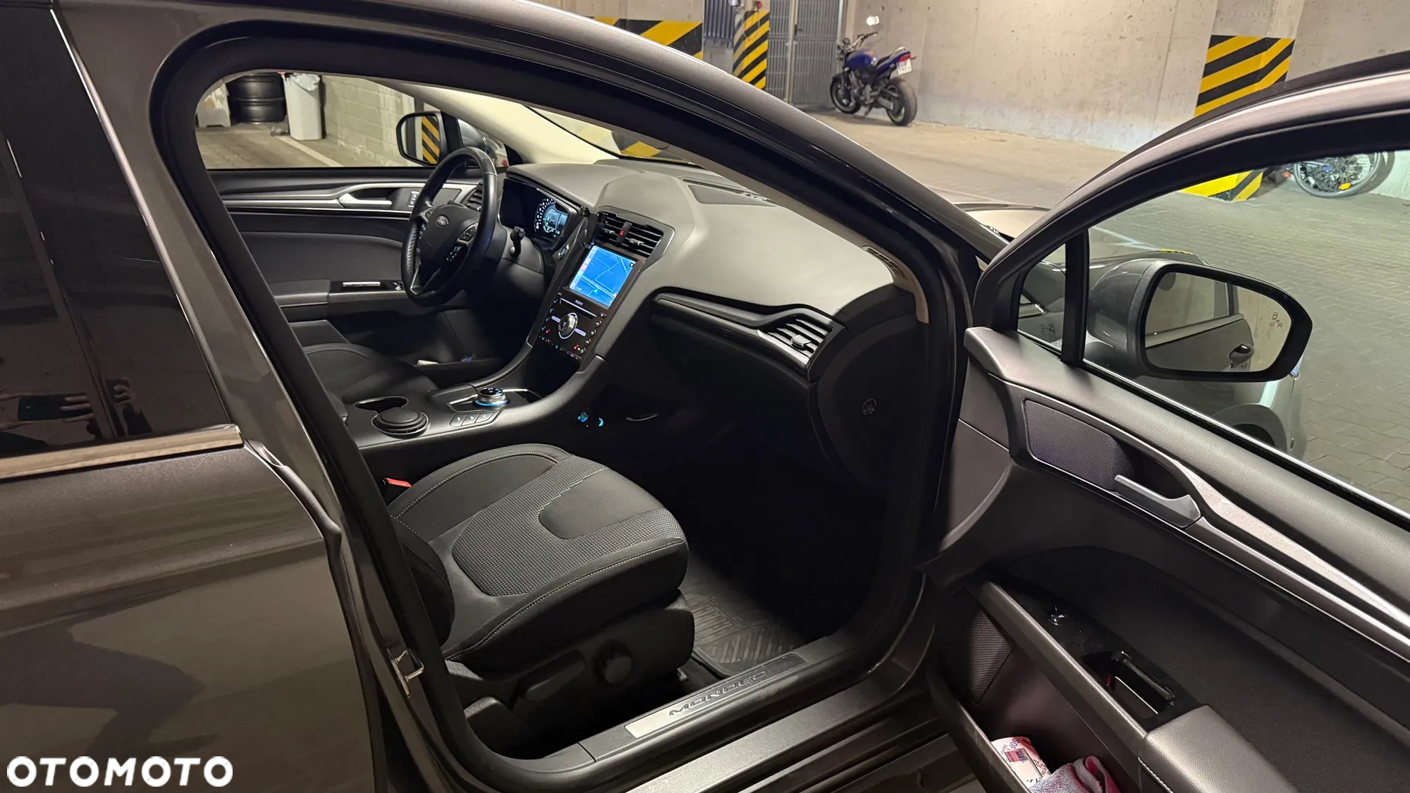 Ford Mondeo 2.0 EcoBlue Titanium - 9