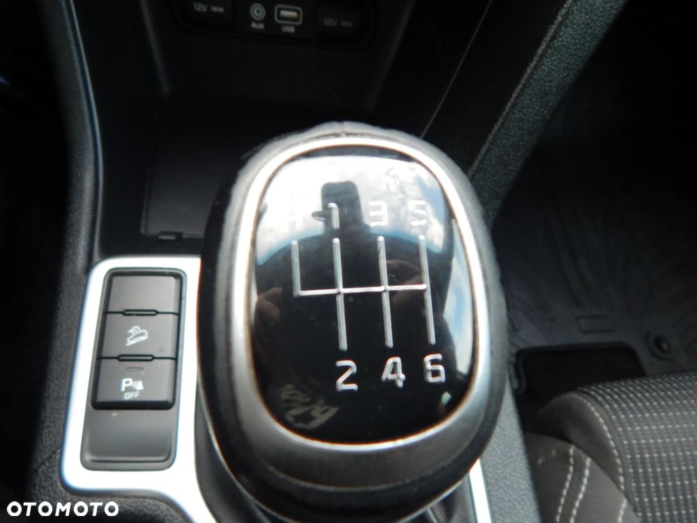 Kia Sportage 1.6 GDI Business Line 2WD - 29