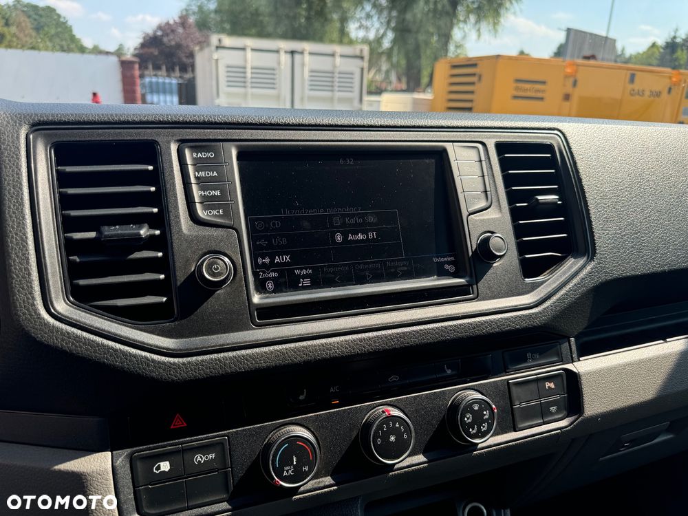 Volkswagen Crafter - 25