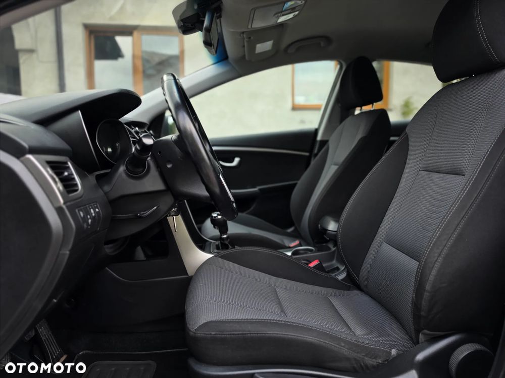 Hyundai i30 - 15