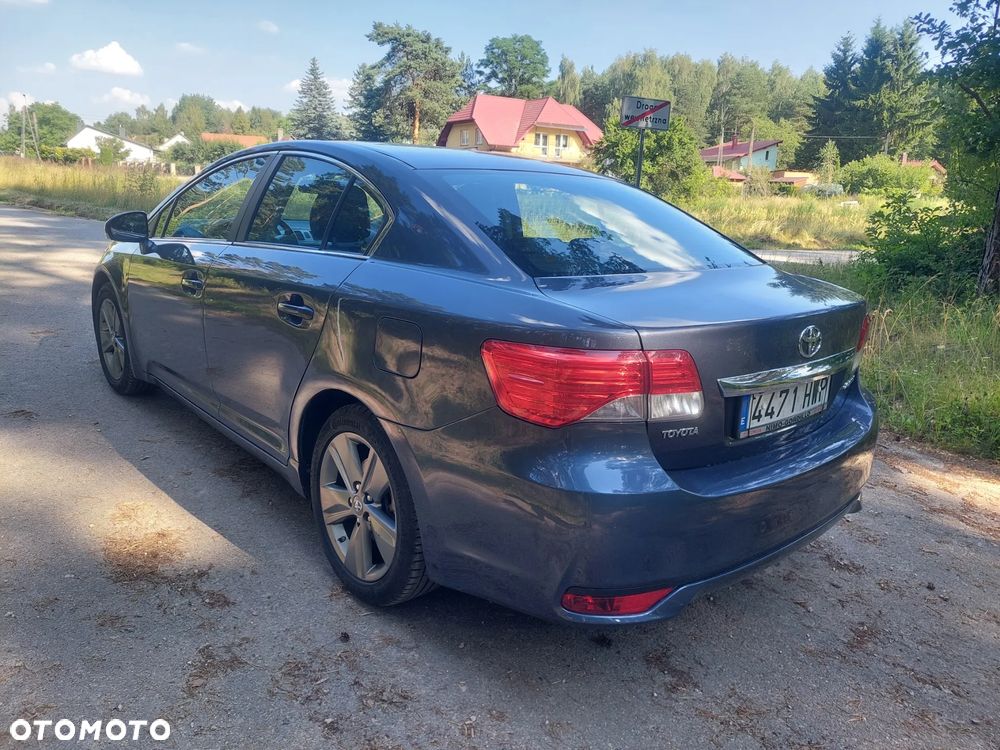 Toyota Avensis 1.8 Prestige MS - 2