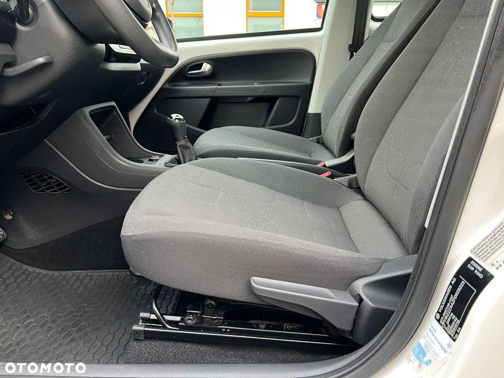 Volkswagen up! - 10