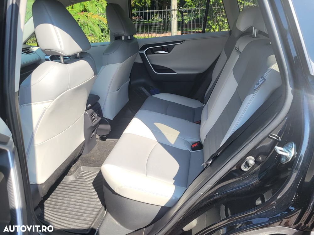 Toyota RAV4 2.5 VVT-iE 4x4 Luxury Premium - 14