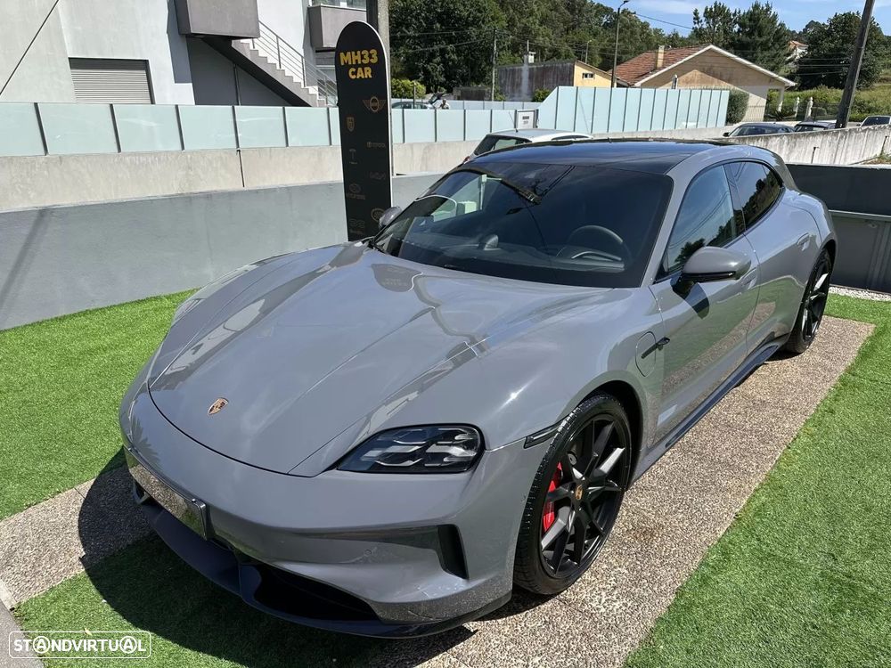Porsche Taycan Sport Turismo GTS - 6
