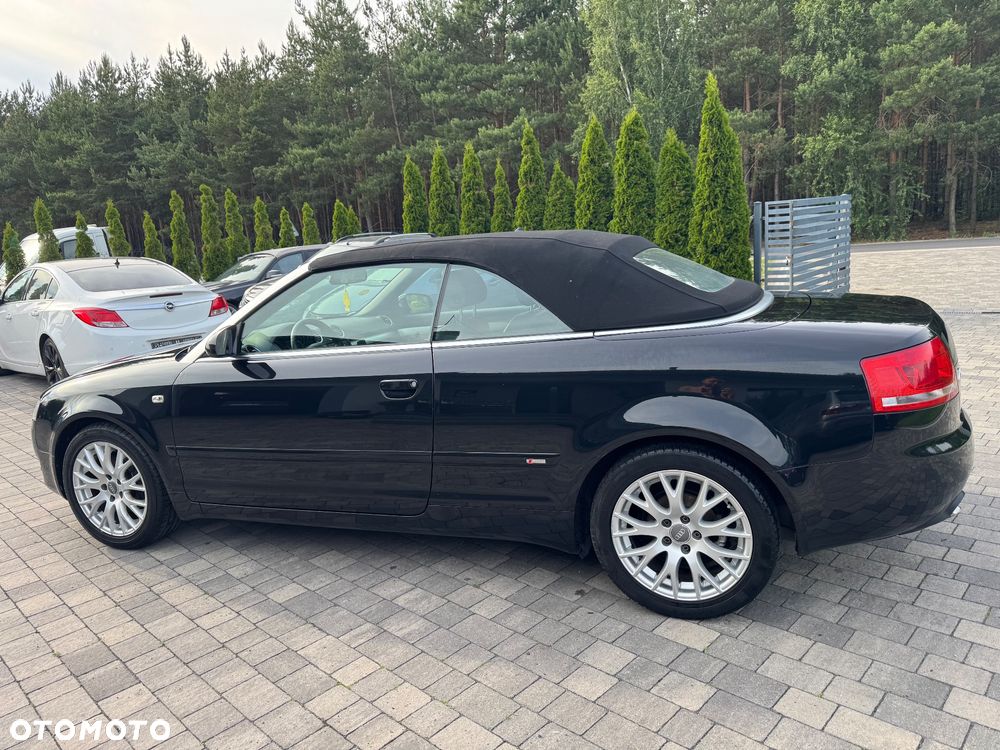 Audi A4 Cabrio 2.0 TDI DPF - 12