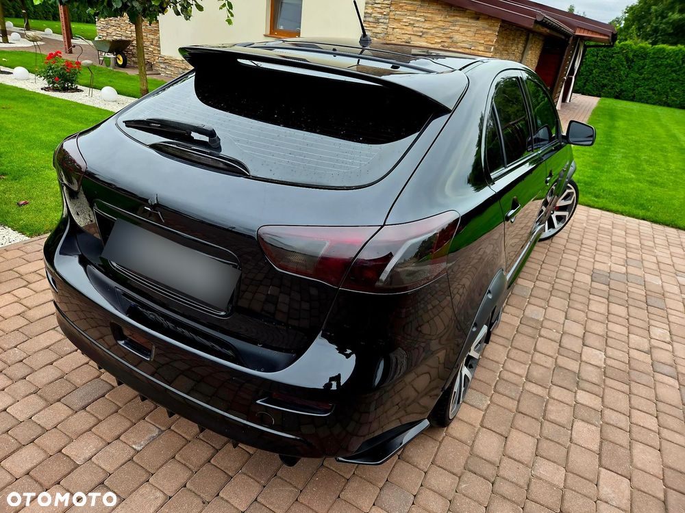 Mitsubishi Lancer - 4