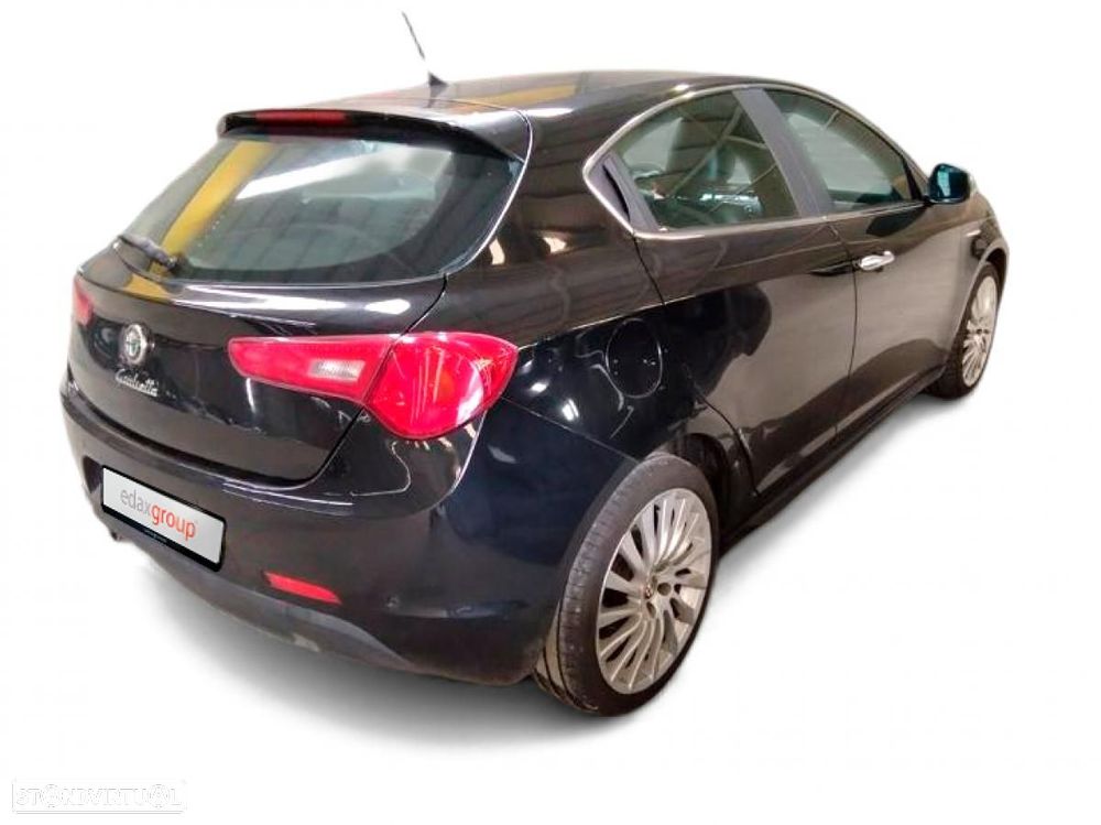 Alfa Romeo Giulietta - 2