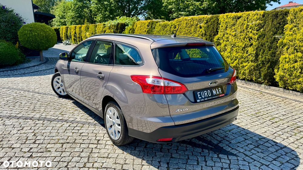 Ford Focus 1.0 EcoBoost Start-Stopp-System SYNC Edition - 11