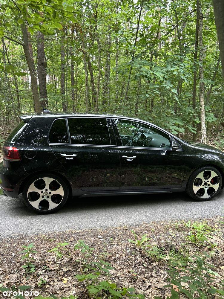 Volkswagen Golf 2.0 TSI GTI DSG - 11