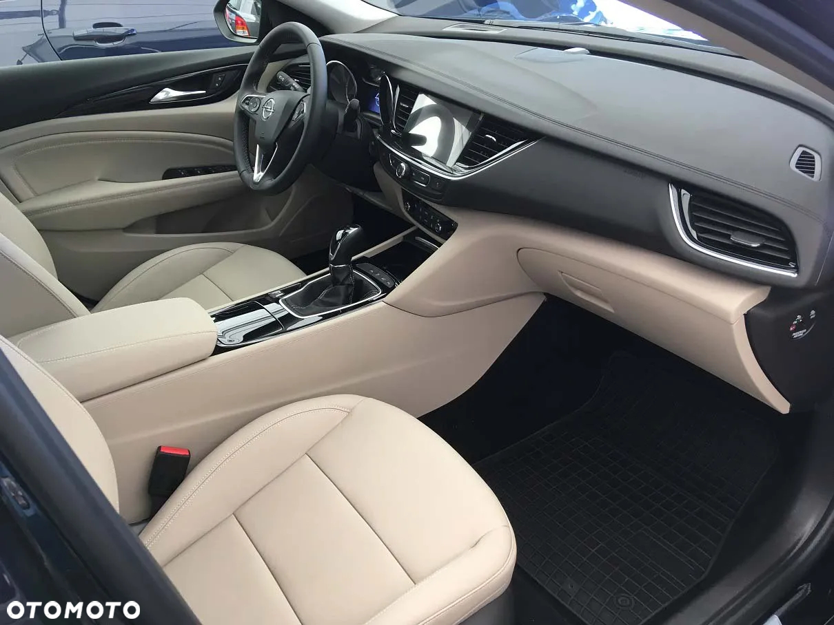 Opel Insignia - 9
