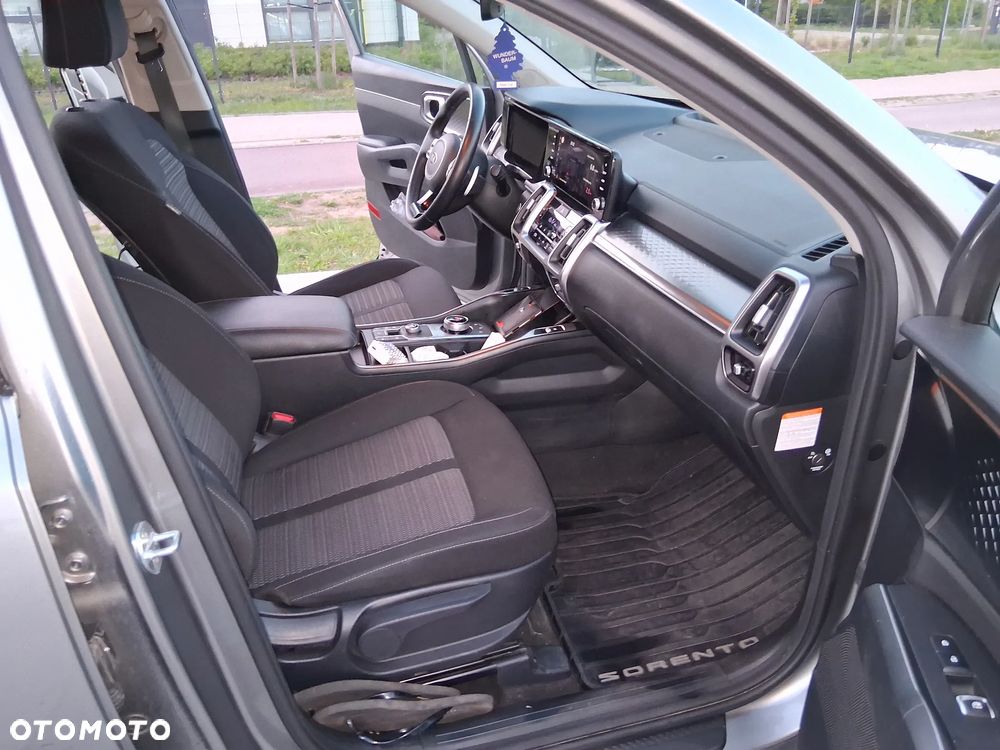 Kia Sorento 1.6 T-GDI HEV L 7os - 11