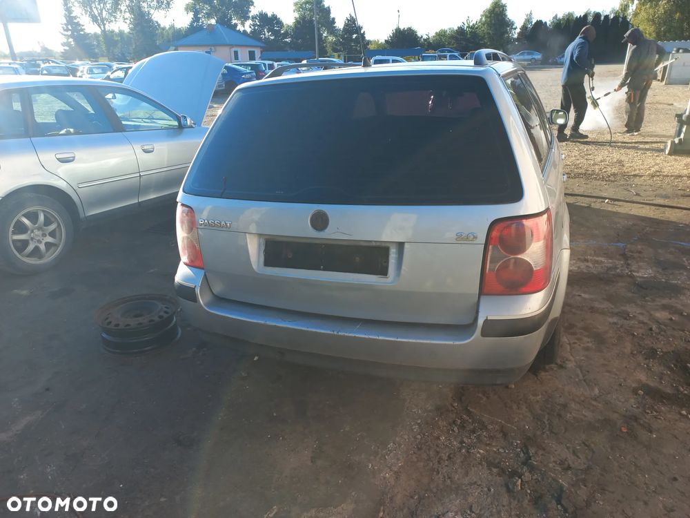 Vw Passat B5 lift 01r 2.0 benzyna Kombi  LB5S wszystkie części - 4