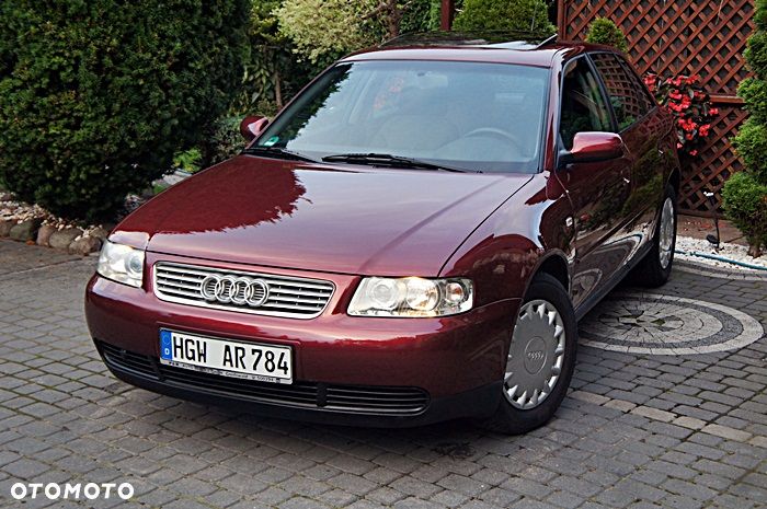 Audi A3 Sportback 1.8 Attraction - 1