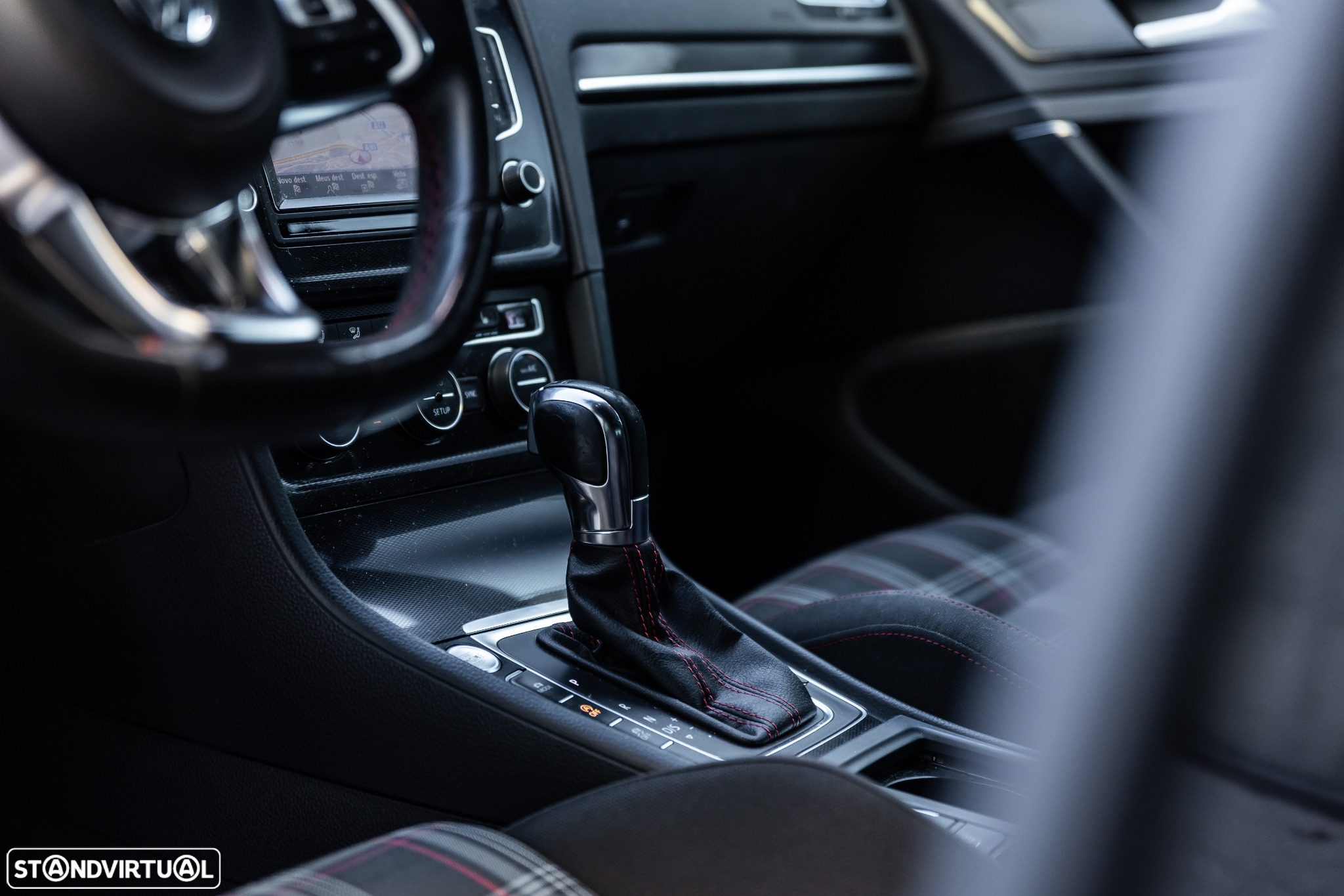 VW Golf 2.0 TSi GTi DSG Performance - 13