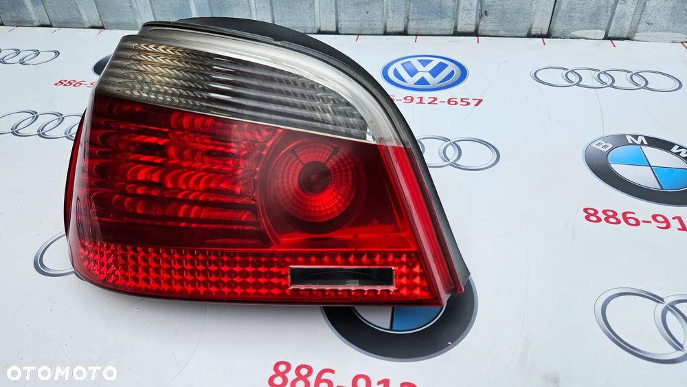 BMW 5 E60 SEDAN 2003-2007 Kompletna lampa tył lewy Lampa tylna lewa DYMIONA  6910767 EUROPA - 3