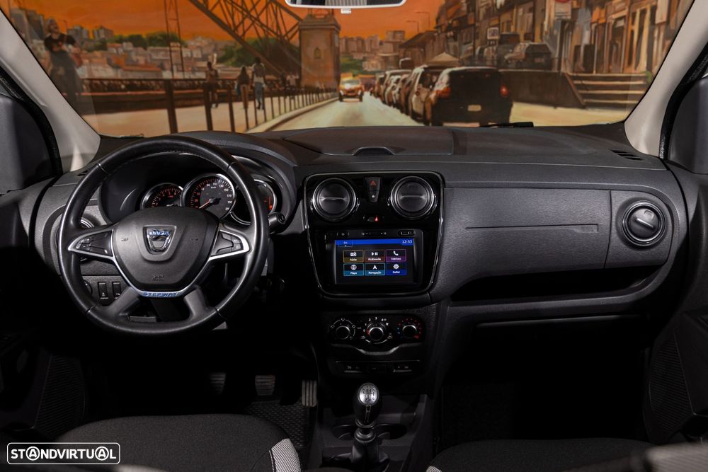 Dacia Lodgy 1.5 dCi Stepway 7L - 14