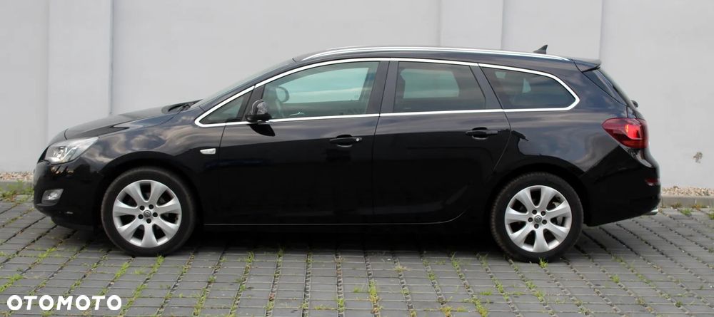 Opel Astra 1.4 Turbo Exklusiv - 6