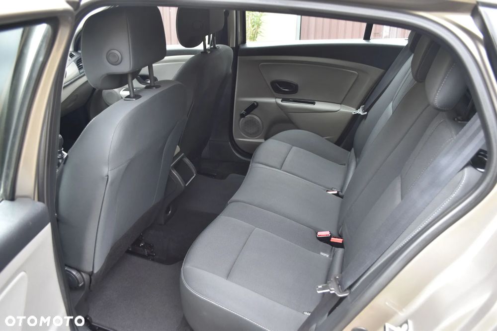 Renault Megane 1.6 16V Color Edition - 20