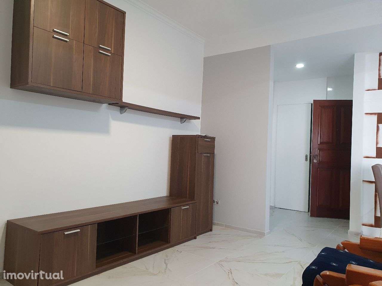 Apartamento T1+1 - renovado, c Garagem - Grande imagem: 3/8