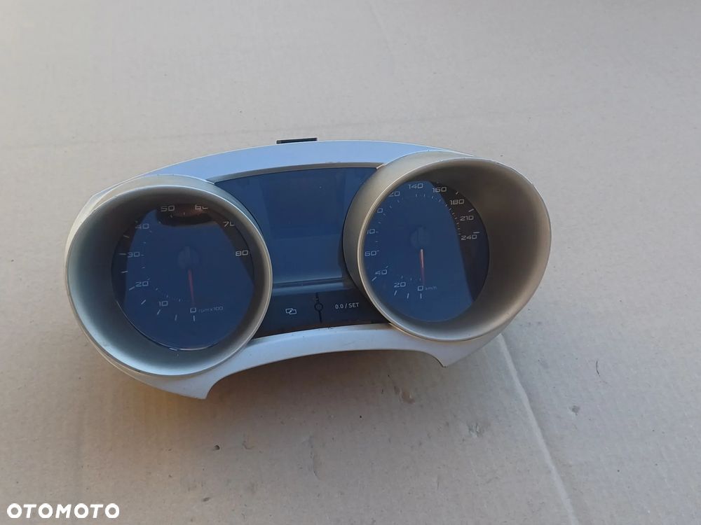 LICZNIK 6J0920802 SEAT IBIZA 6J 1.4 MPI BENZYNA 137TYŚ.KM