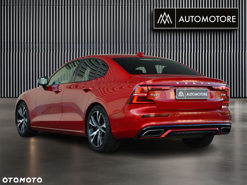 Volvo S60 T4 R-Design - 8