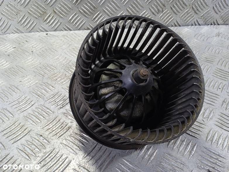 WENTYLATOR DMUCHAWA NAWIEWU FORD C-MAX 3M51-2598-DC - 2