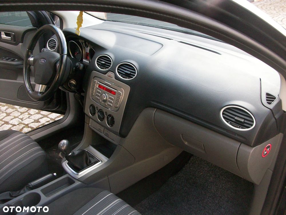 Ford Focus 1.6 FX Gold / Gold X - 15