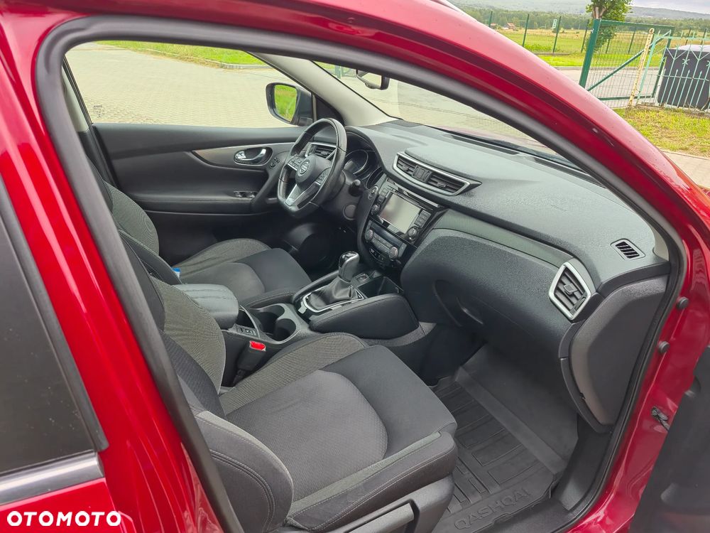 Nissan Qashqai 1.3 DIG-T DCT TEKNA - 23