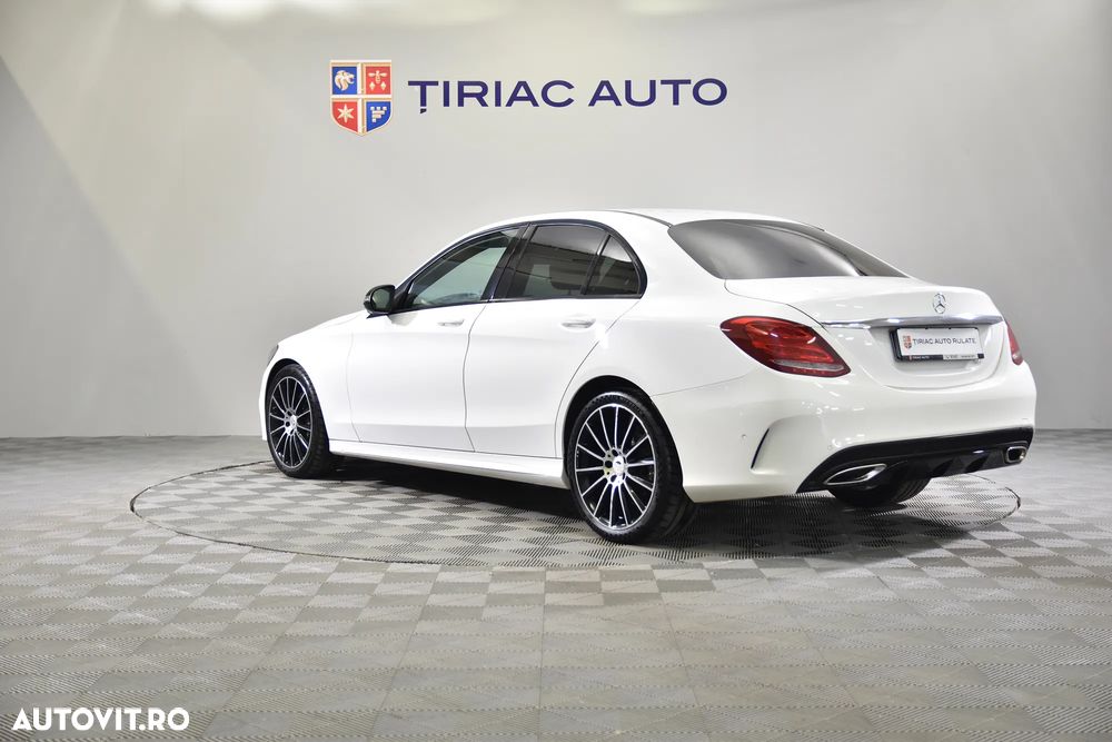 Mercedes-Benz C 400 4MATIC 9G-TRONIC AMG Line - 3