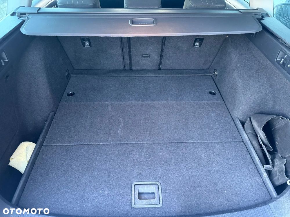 Volkswagen Golf Alltrack 1.6 TDI 4Motion BlueMotion Technol - 28