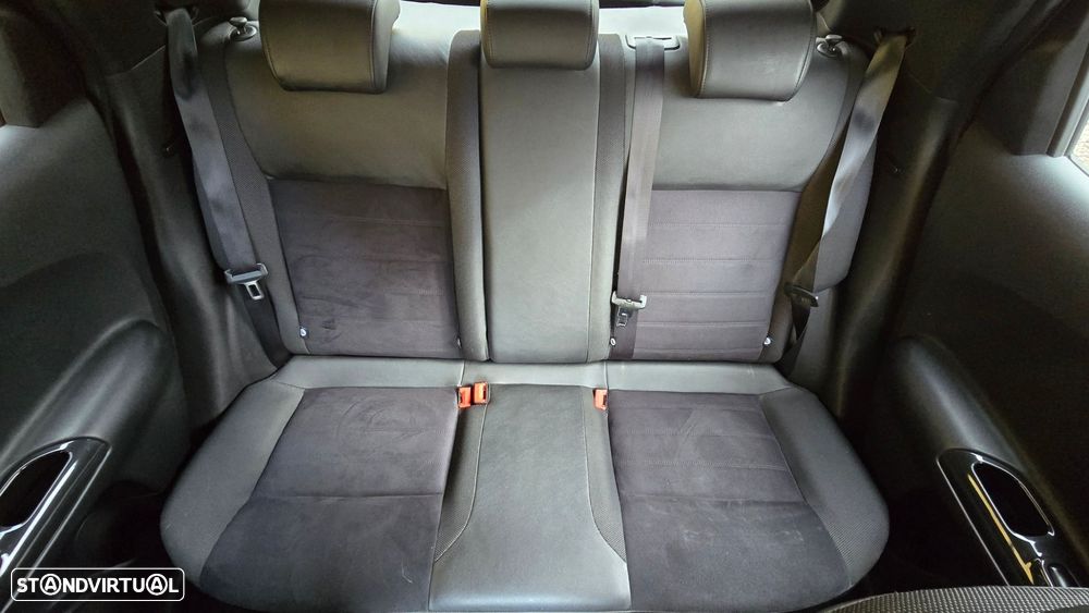 Nissan Juke 1.5 dCi Black Edition - 32