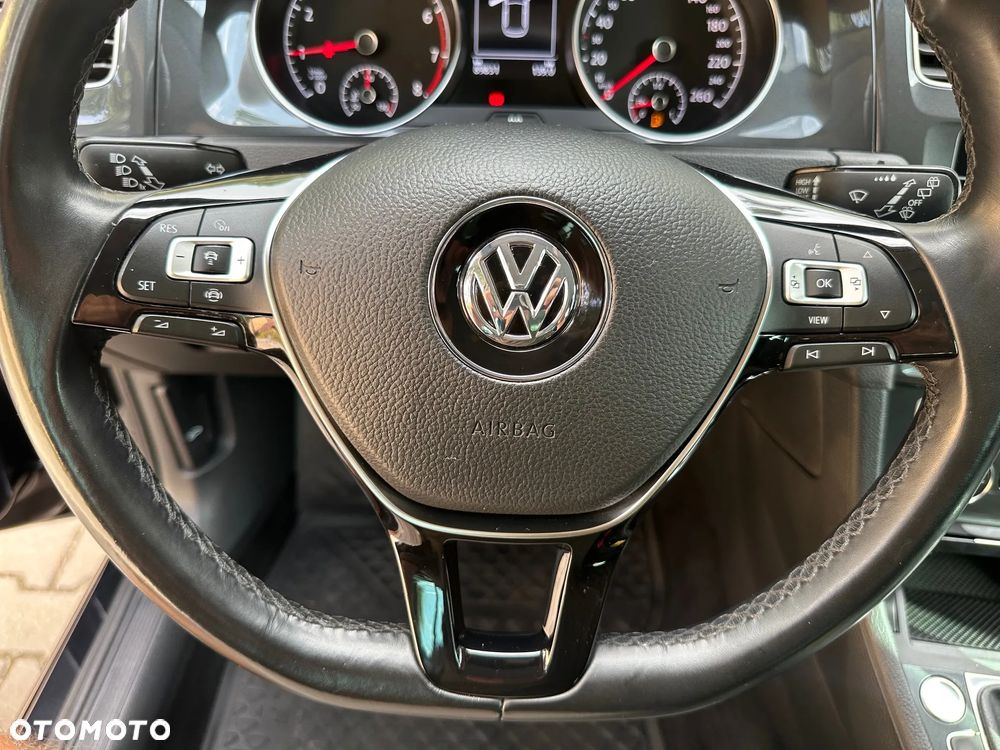 Volkswagen Golf VII 1.5 TSI BMT Evo Highline - 26