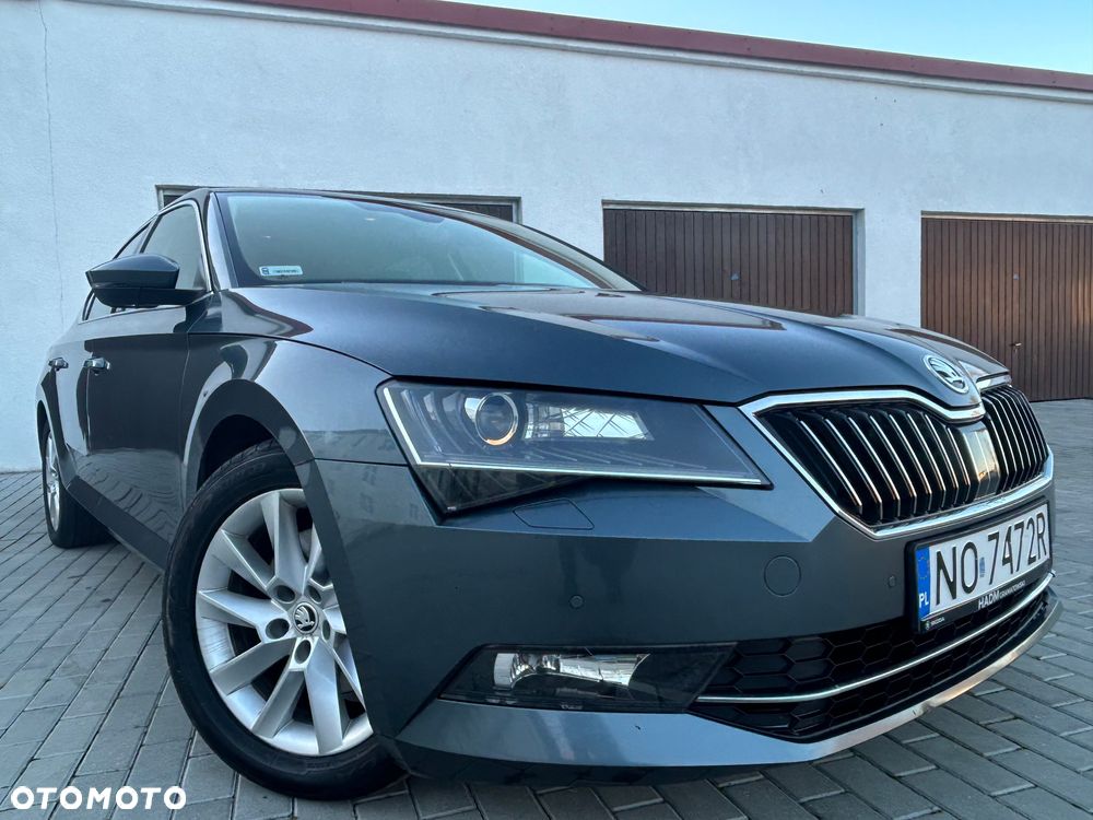 Skoda Superb 1.8 TSI Ambition DSG - 11