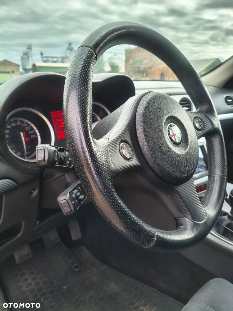 Alfa Romeo 159 3.2JTS 4x4 Distinctive - 16