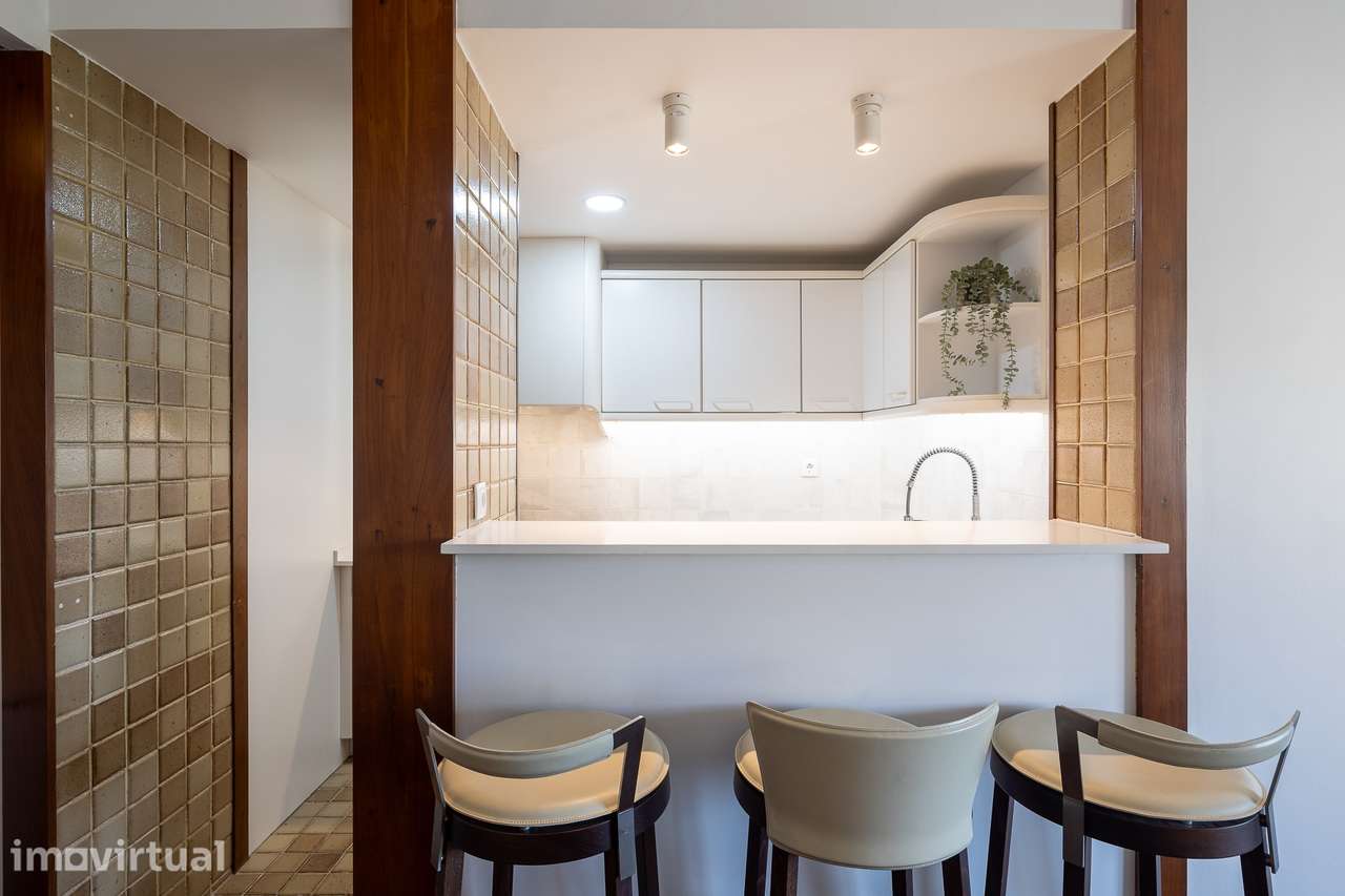Apartamento T1 à venda no emblemático condomínio Cascais Atrium - Grande imagem: 5/25