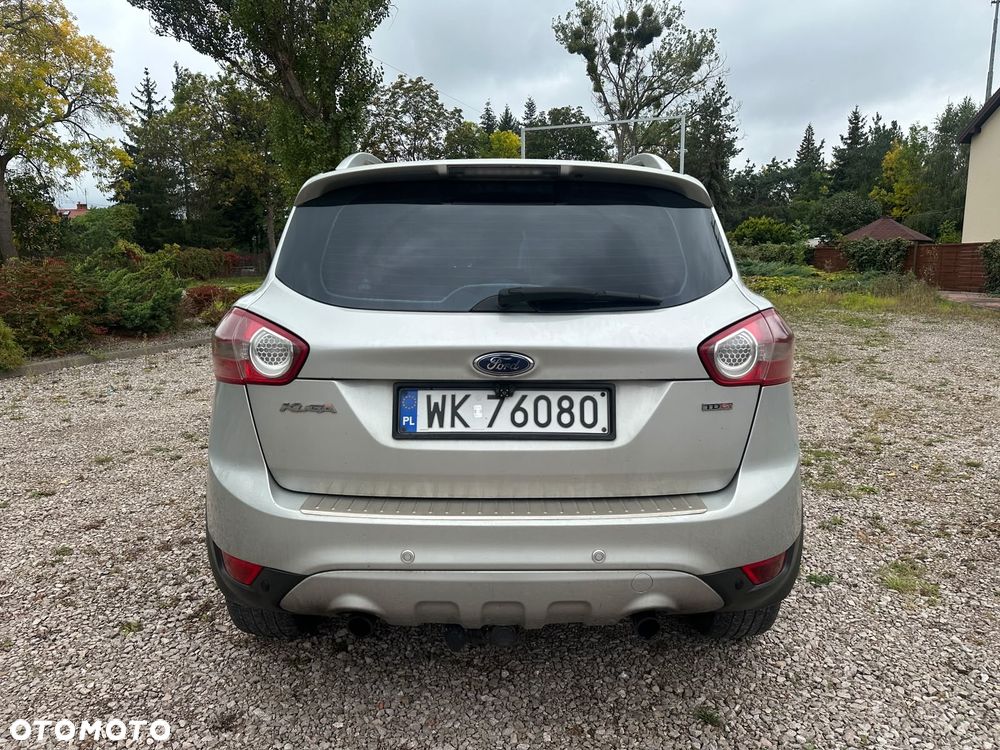 Ford Kuga 2.0 TDCi 2x4 Titanium - 6
