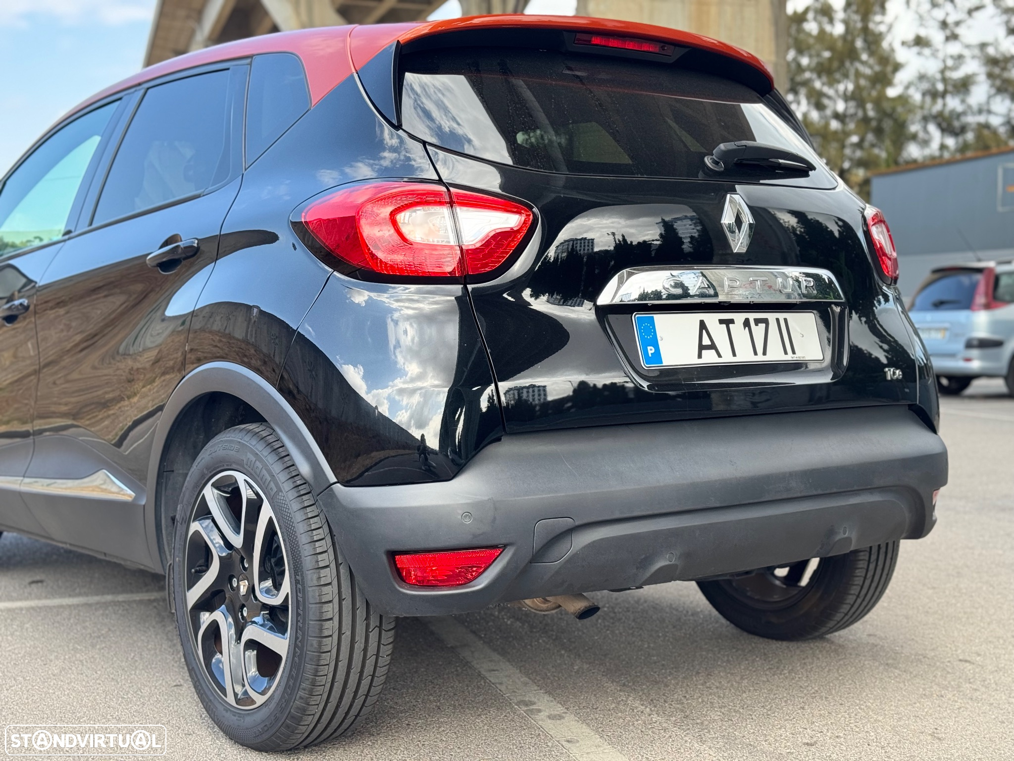 Renault Captur 1.2 TCe Exclusive EDC - 27