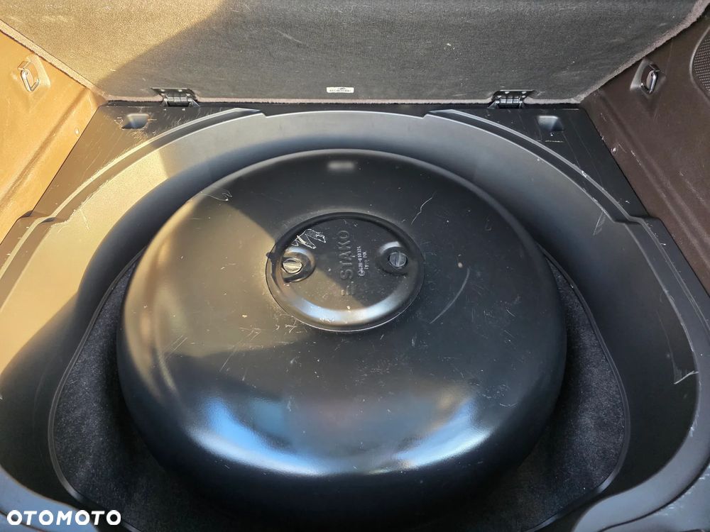 Jeep Cherokee 3.2 V6 Active Drive I Limited - 32