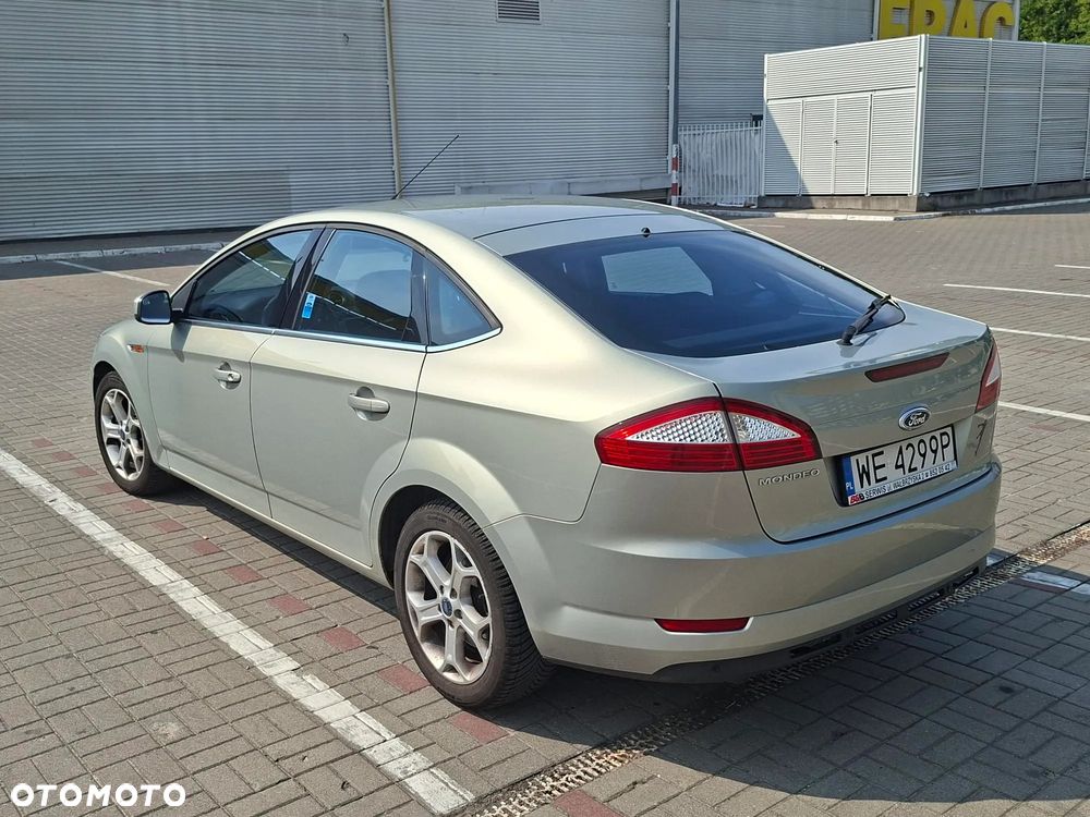 Ford Mondeo 2.0 Titanium - 11