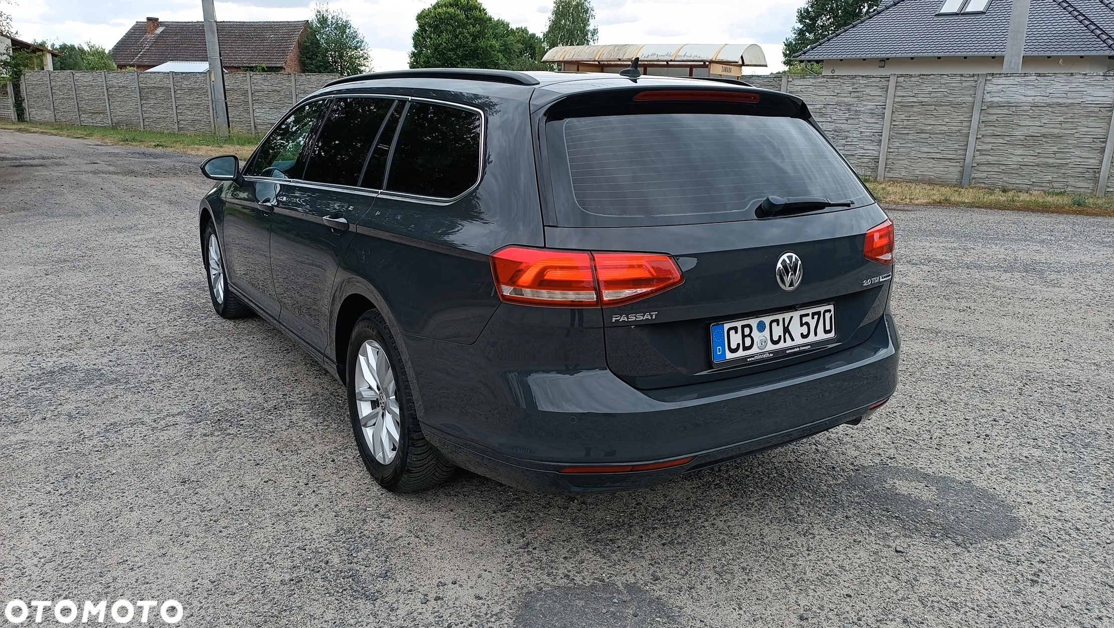 Volkswagen Passat 2.0 TDI BMT Comfortline DSG - 9