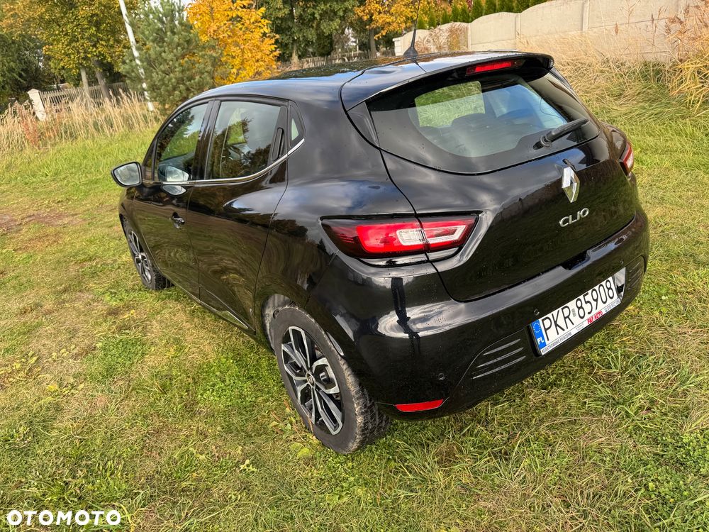 Renault Clio - 6